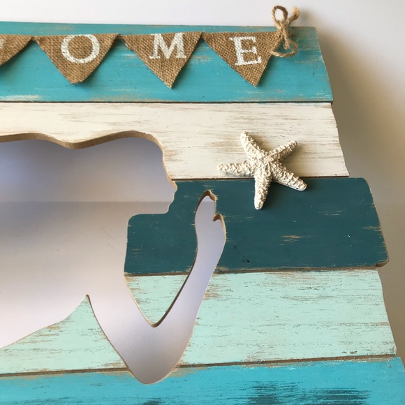 Large Wooden Mermaid Welcome Sign - Picture 3 of 10